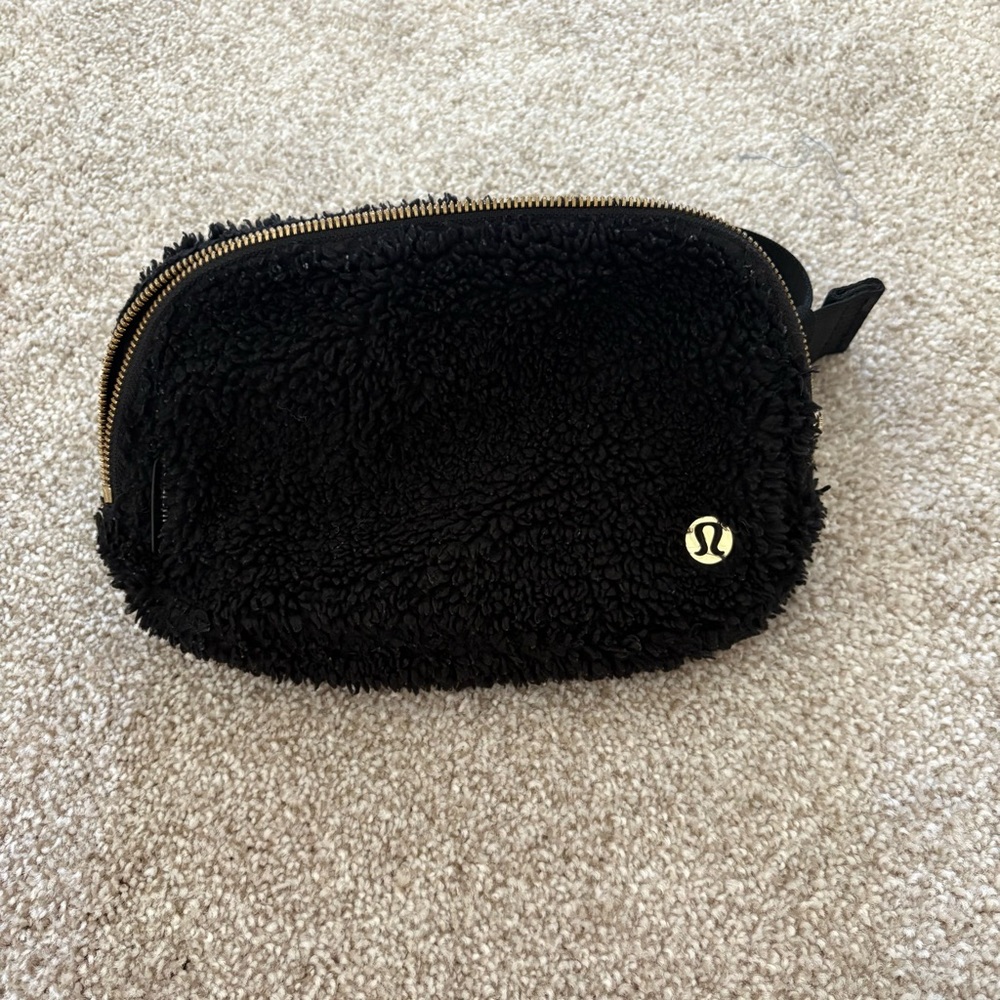 lululemon athletica Black Cozy Sherpa Crossbody Bag with Gold Hardware